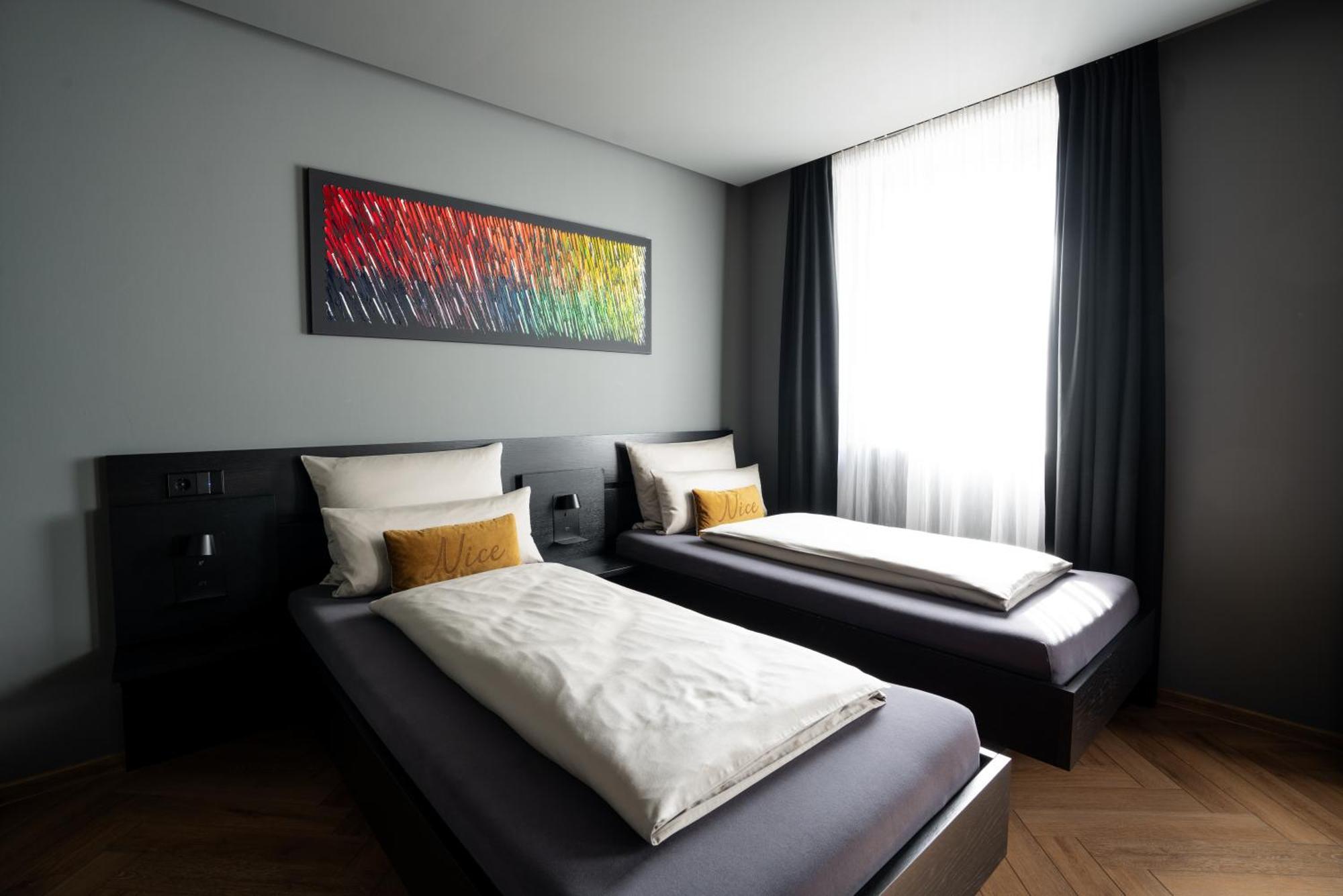 Hotel Nice Laupheim Eksteriør billede