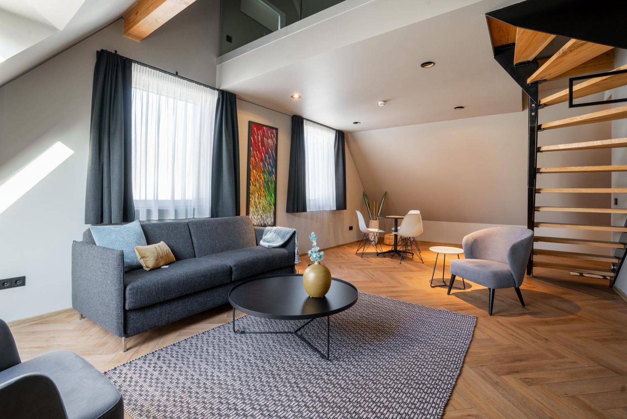 Hotel Nice Laupheim Eksteriør billede