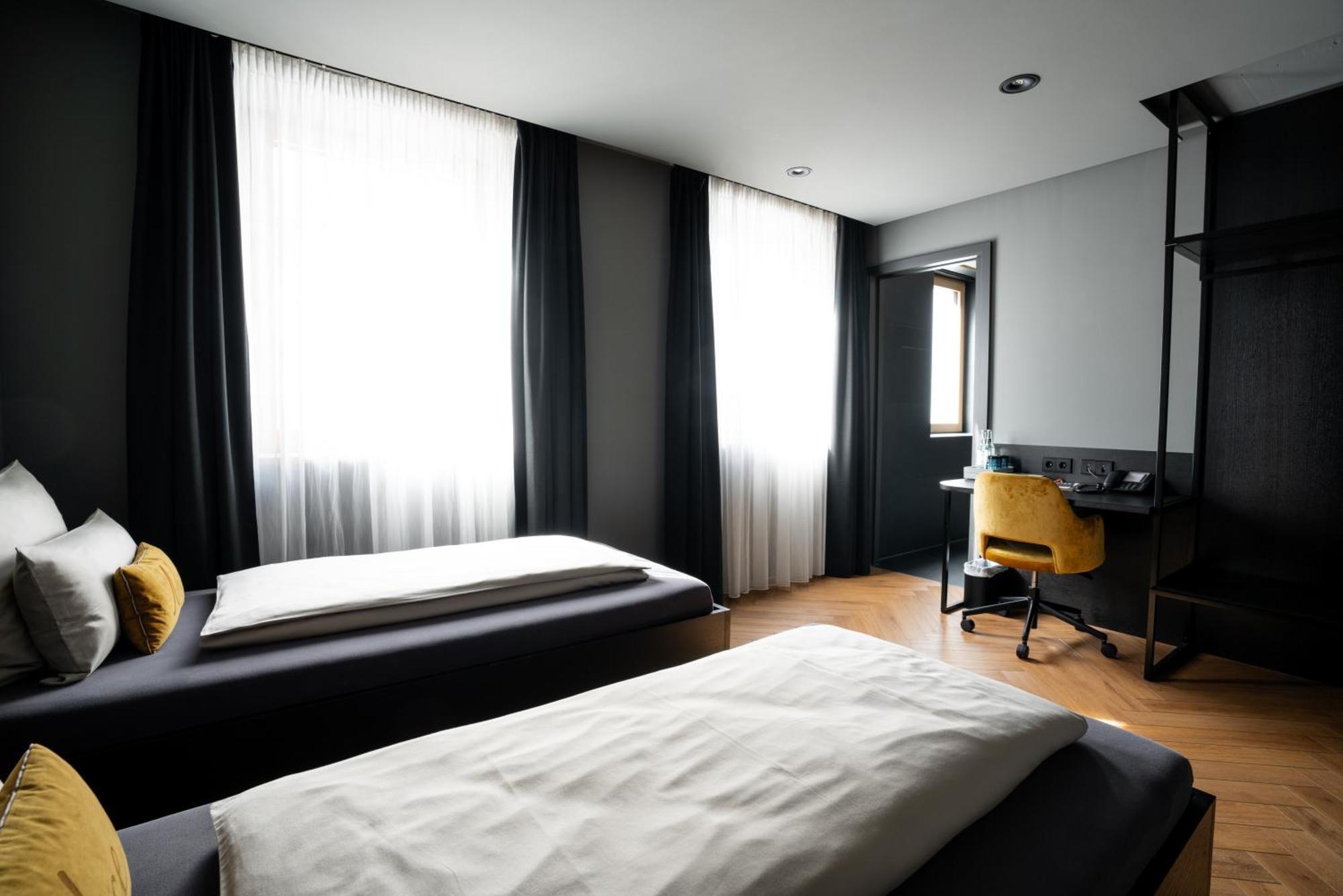 Hotel Nice Laupheim Eksteriør billede